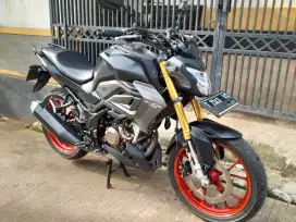 CB150R Lengkap KM 18rb Mulus