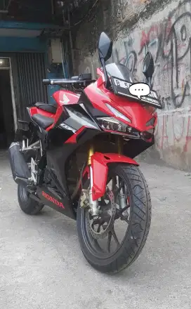 Dp 1.5jt Honda New CBR 150 R 150R kredit promo