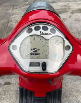 Vespa LX 150ie 2011