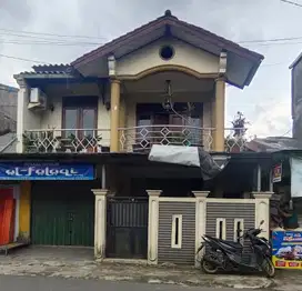 Rumah dan Toko di Pasar Cigombong Bogor