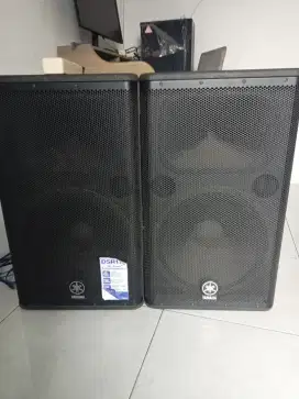 Speaker aktif merk Yamaha type DSR 115