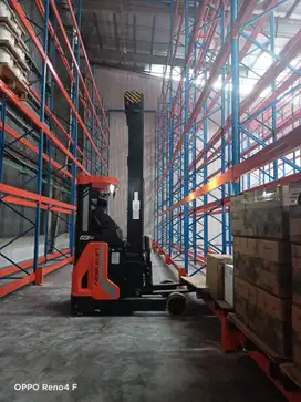 REACH TRUCK 2 TON KETINGGIAN BERAGAM HINGGA 10 METER MERK NOBLELIFT