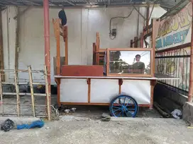 GEROBAK PECEL LELE