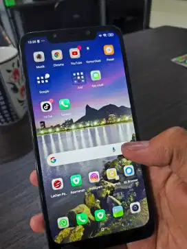 Pocophone F1 bekas