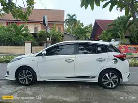 TOYOTA YARIS 2022