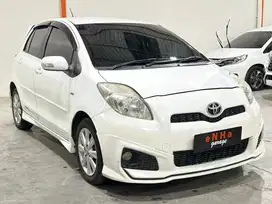 Toyota YARIS 1.5 S Limited A/T 2012.. eNHa garage Semarang..