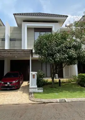 Termurah Rumah lux di bawah njop btari summarecon, bandung