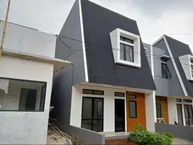 Rumah baru 2 Lantai American Modern Style legoso ciputat