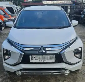 Xpander Sport AT 2018 putih