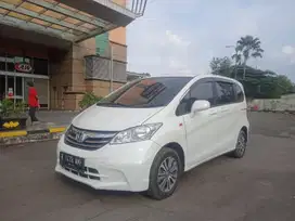 Honda Freed 2013 TDP 15jt Bergaransi bebas tabrak dan banjir