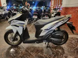 DP 2 JT KREDIT ••  HONDA VARIO 125 CBS ISS 2023