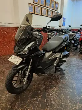 DP 3 JUTA KREDIT HONDA ADV 160 CBS 2023