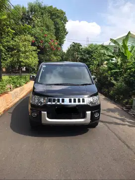 Mitsubishi Delica Royal 2015