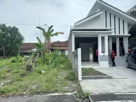 Tanah Pekarangan Lokasi Strategis Dekat PAsar Taji Prambanan