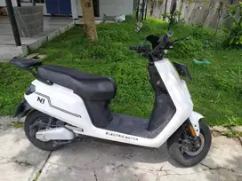 Viar N1 Putih Istimewa
