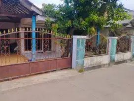 Dijual rumah lama cocok untuk kost2an