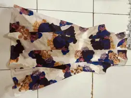Dress motif bunga ld 70.panjang 83