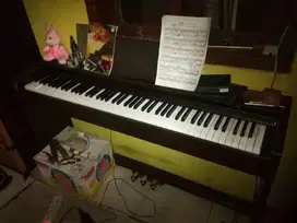 Piano Casio Privia PX-735