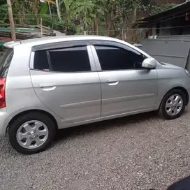 Kia Picanto 2010 Bensin