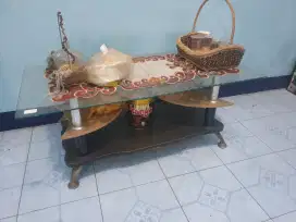 Meja Kaca Ruang Tamu