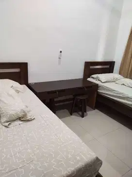 SEWA RUMAH KOSAN PUTER FULFURNITURE DI UTM BANGKALAN MADURA