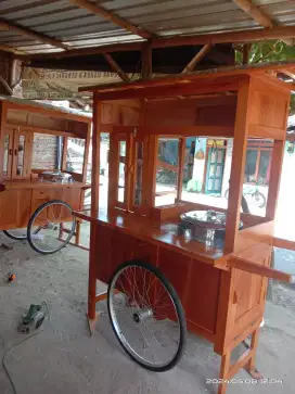 Gerobak bakso Dorong roda becak