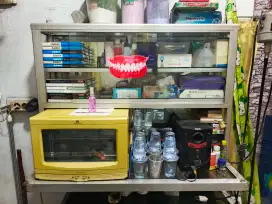 Etalase kaca + meja kaca + kursi jok mobil sport