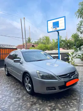 Honda Accord 2005 jual cepat