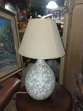 Lampu kamar tidur