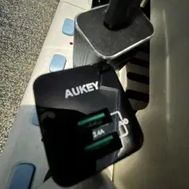 Aukey Charger 2 Port 12V with AiQ