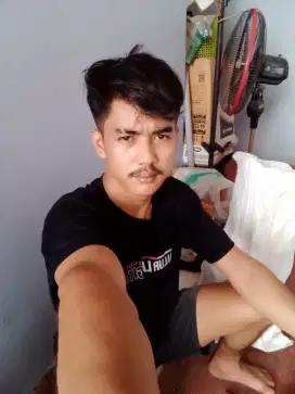Info loker jaga toko atau jaga kosan/penginapan yg ada mes nyh