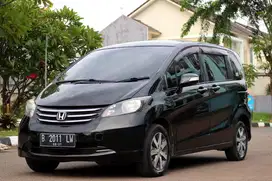 TERLARIS | HONDA FREED PSD AT 2011