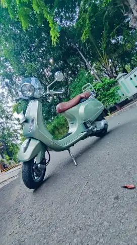 PIAGGIO (VESPA) LXV 125 IE Portofino