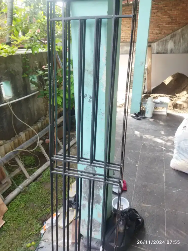 Teralis Jendela Minimalis