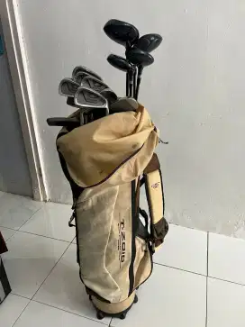 Stik golf 1 set jarang pake