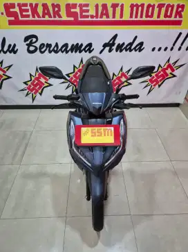 All new Vario 125 keyless matte blue