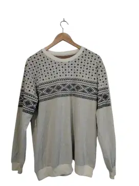 Sweater pria tribal