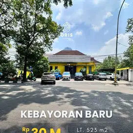 Rumah Area Komersial di Kebayoran Baru Jakarta Selatan