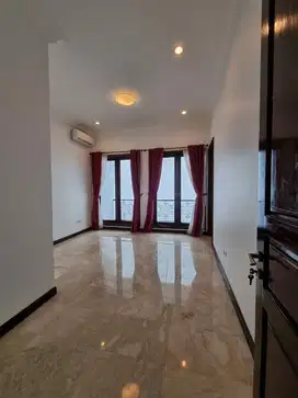 DISEWAKAN RUMAH CANTIK ( Siap Huni) PONDOK INDAH JAKARTA SELATAN