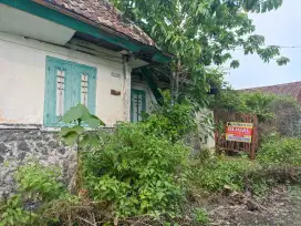 Rumah Desain Lawas Bekas Pabrik Batik Tulungagung