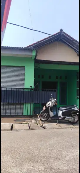 di jual /di kontrakan rumah di sawangan cinangka depok