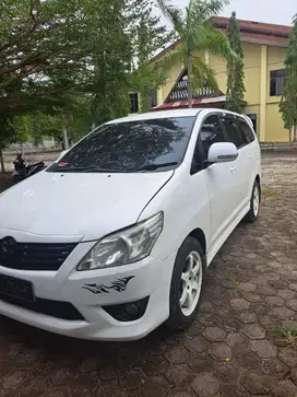 Toyota Kijang Innova 2012 Diesel