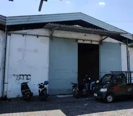 Gudang Bagus SHM di Margomulyo Permai Lokasi Strategis