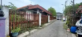 37.1218.141 Lelang Rumah Kemlaten Surabaya Kebraon Karangpilang