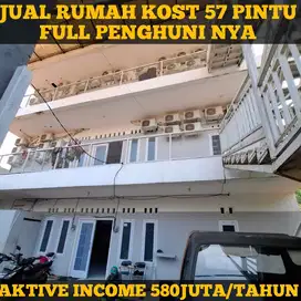 JUAL RUMAH KOST PUTRI 57 PINTU SUDAH FULL PENGHUNINYA