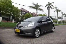 JAZZ RS 1.5 MATIC 2011 (L) DP 20jt. rec HONDA