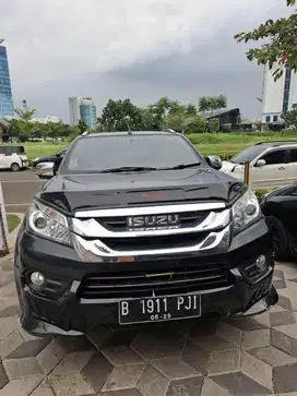 Isuzu Mux Mu-x At 2015 Hitam Siap Pakai