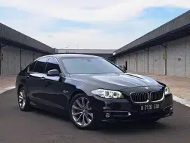 Bmw 520i Luxury 2.0 At. Tahun 2014. Hitam. Km 35rb. New a like.