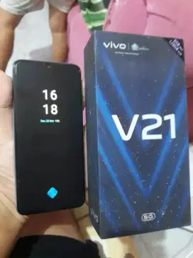 Vivo V21 5G ram 8/128 hp+kotak saja minus LCD Ori Retak sehelai