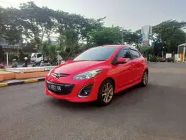 Mazda 2 R 2014 TDP 5jt bergaransi bebas tabrak dan banjir termurah